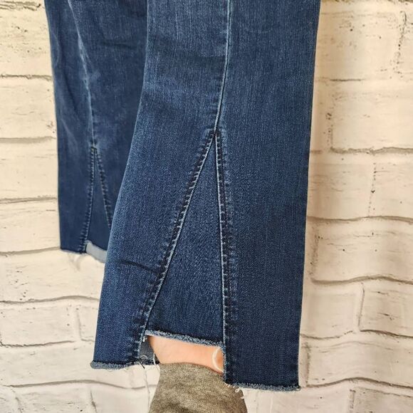 Social Standard by Sanctuary Raw Hem Mid Rise Kick Crop Jeans Blue Size 8 - Picture 9 of 15